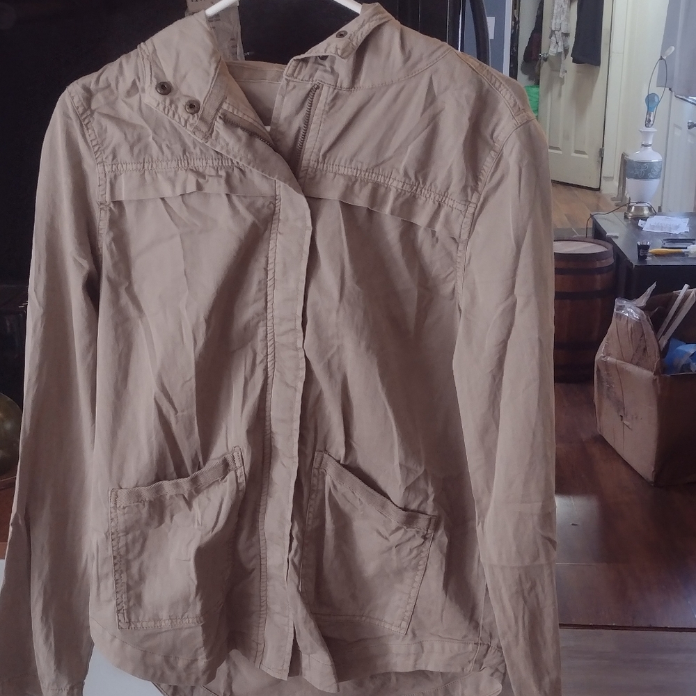 Authentic American Heritage SO women's light pink hooded jacket.